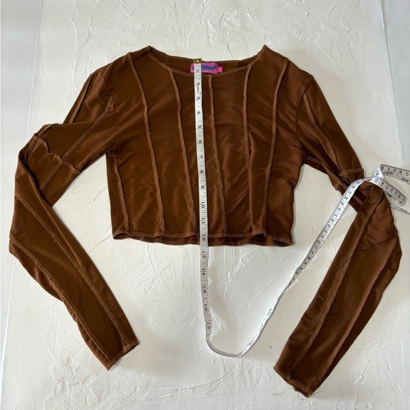 Edikted Brown Raw Hem Crop Top - Picture 7 of 8